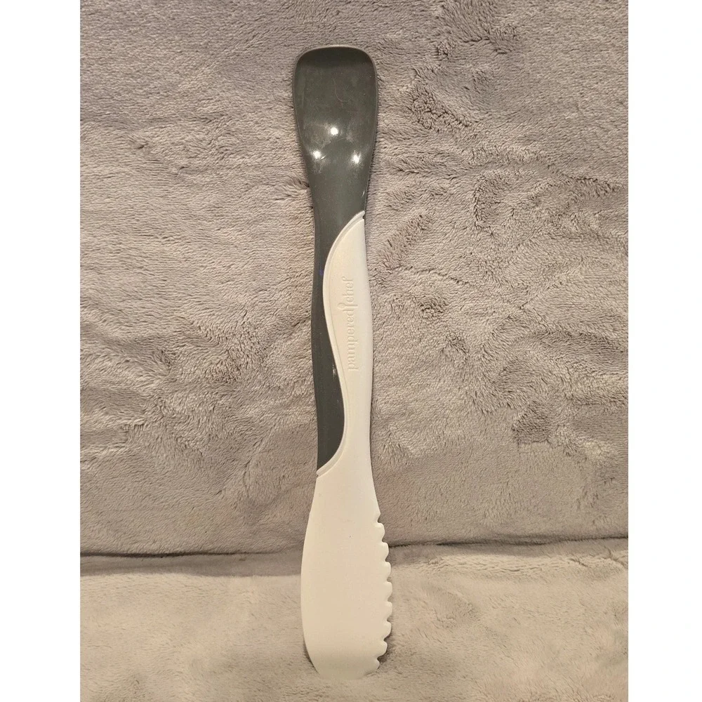 RETIRED Pampered Chef Scoop and Spread Dual Ended Kitchen Tool Gray White 1708